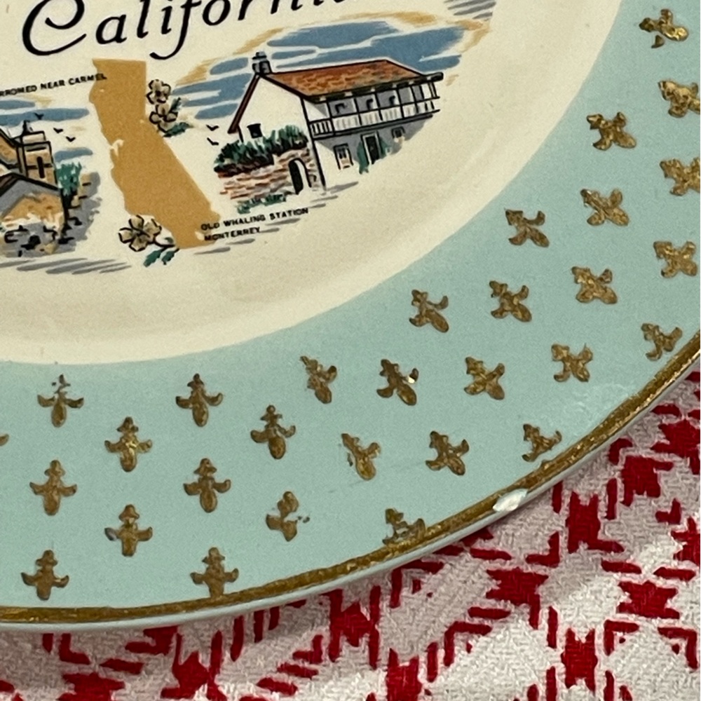 SOLD Vintage California Souvenir Plates❤️☀️🏄‍♀️ - Picture 4 of 8